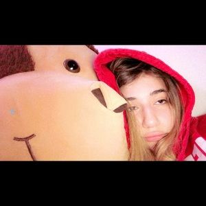 Meet your Posher, Jasmine